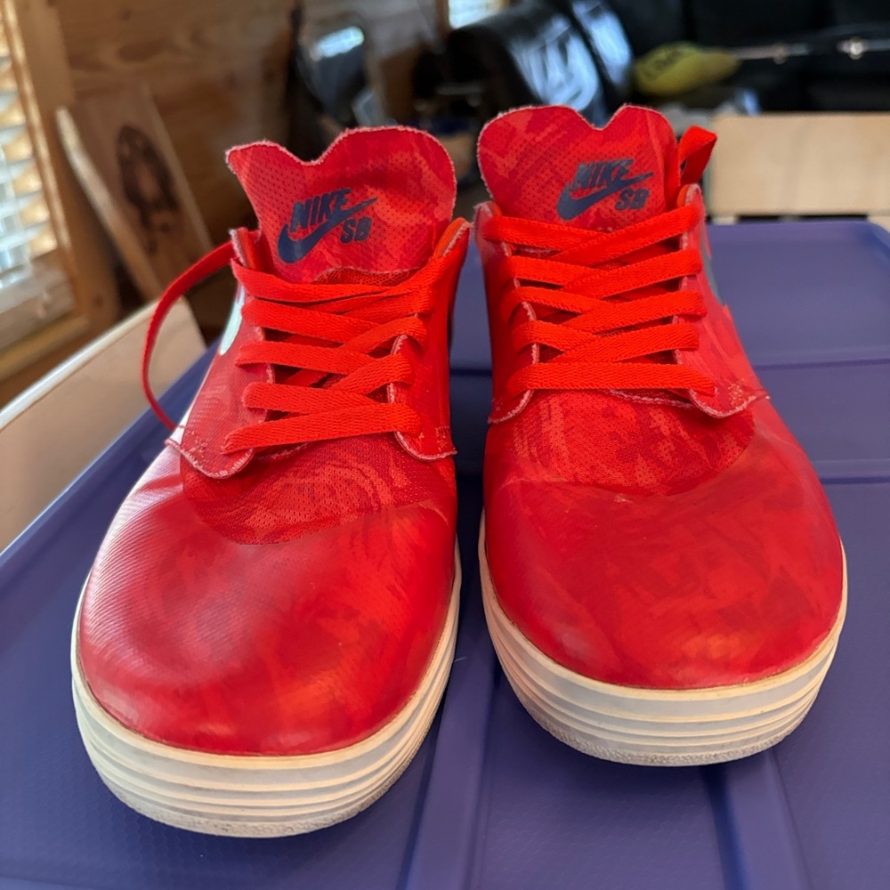 Nike Men’s Lunar Oneshot SB WC Athletic Shoes Crimson/ Royal US Size 10